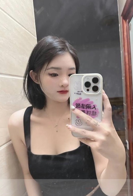 丰乳雪白妹妹
