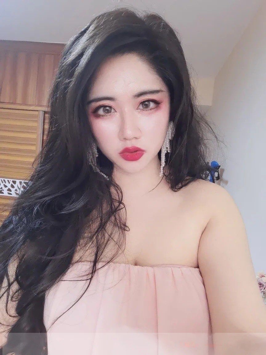 少妇丰满的娜娜
