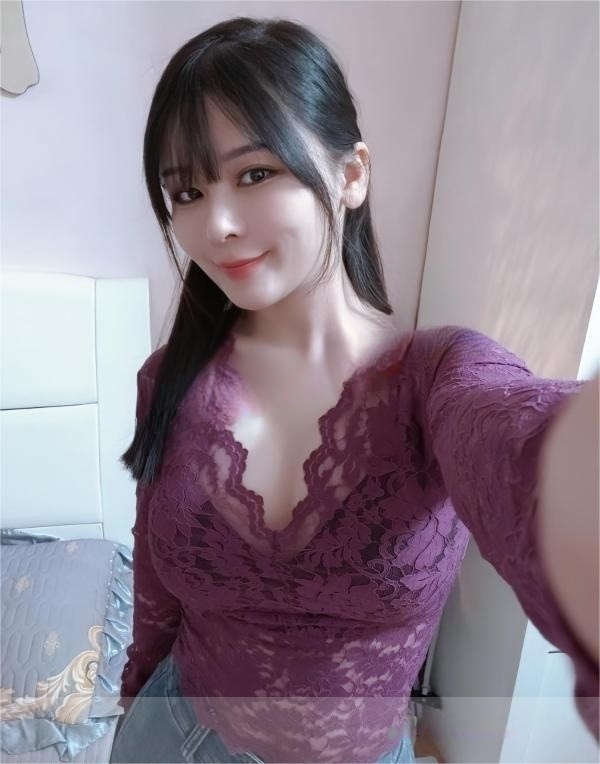 火辣身材少妇
