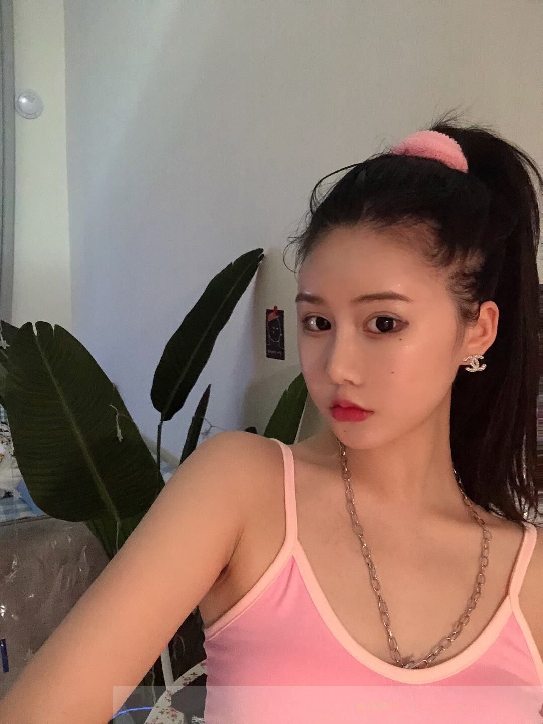 杭州三点粉大奶妹