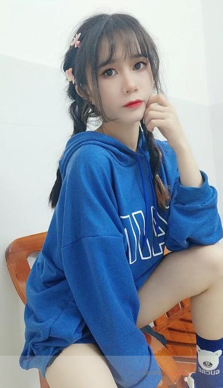汉飞小雅吖