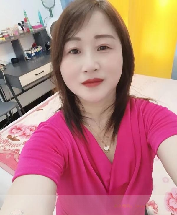 可潮喷三通熟女