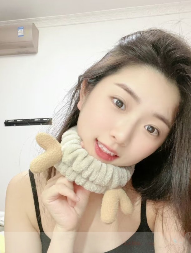 光谷清纯妹子