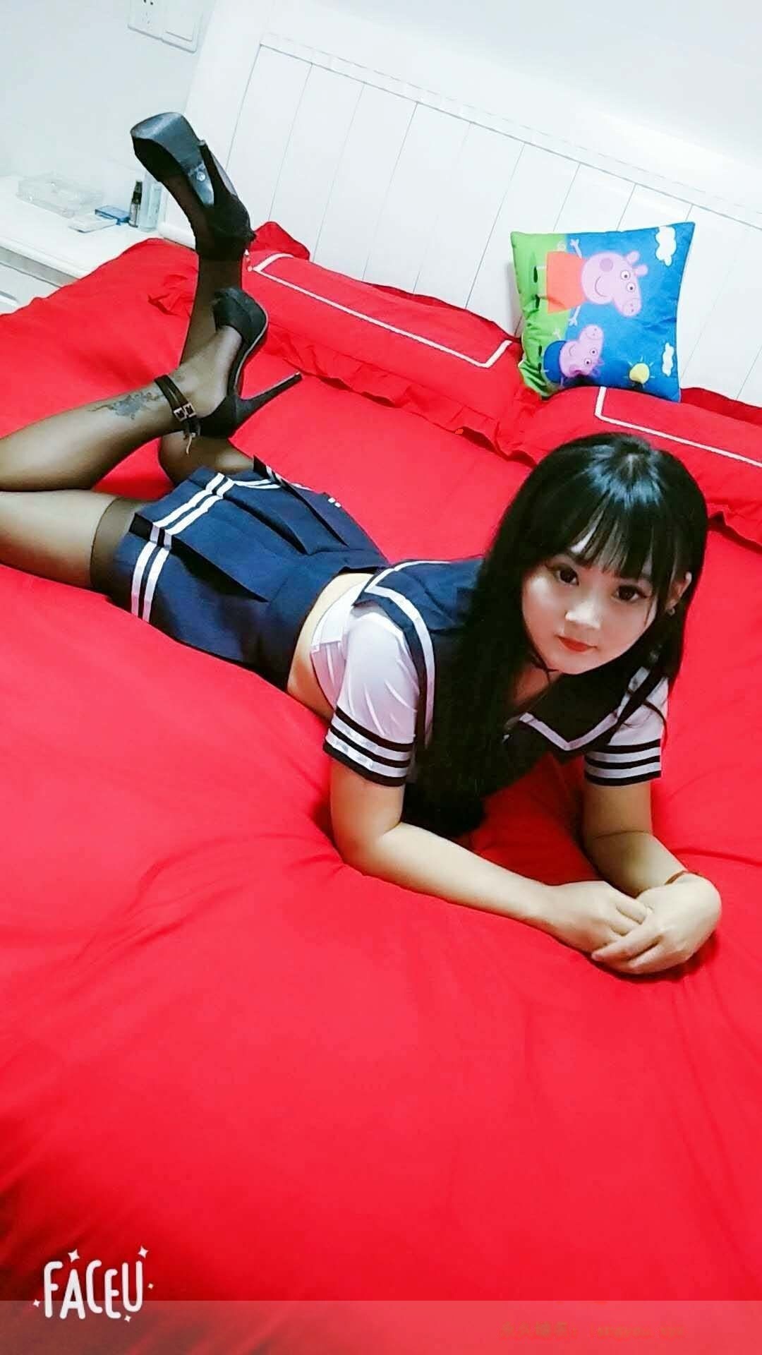 内衣店兼职大胸妹妹