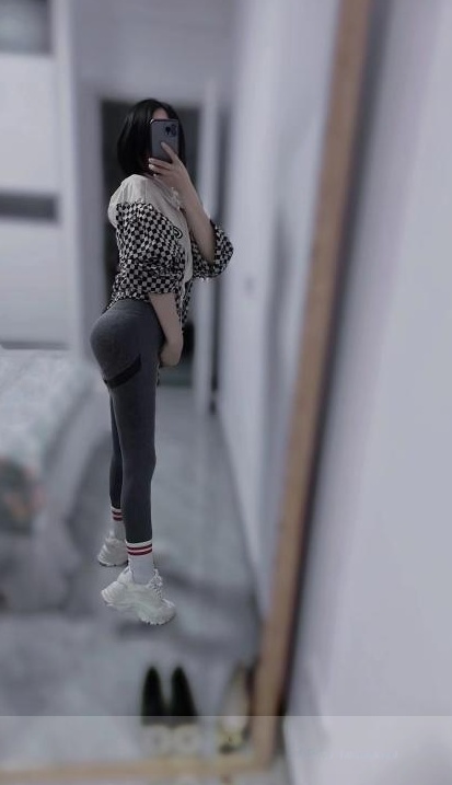 丝袜美女小姐姐雨菲