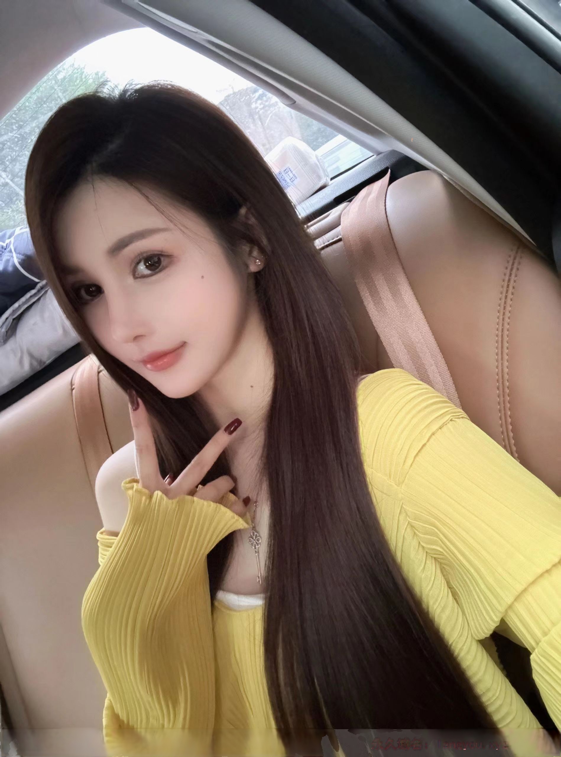 甜御小奈水灵水多