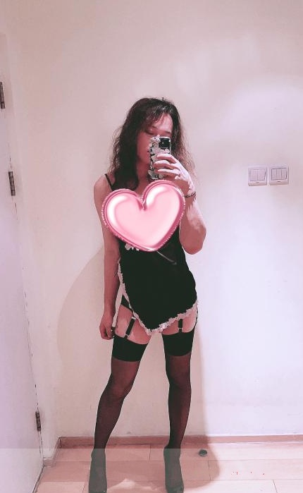 美乳嫩穴小骚妇