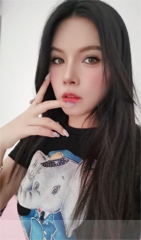 好身材艳丽少妇
