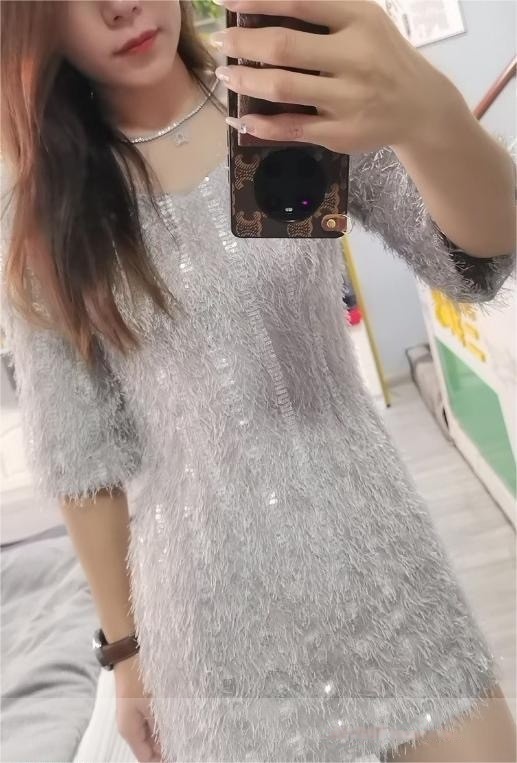 身材很好的肉丝少妇