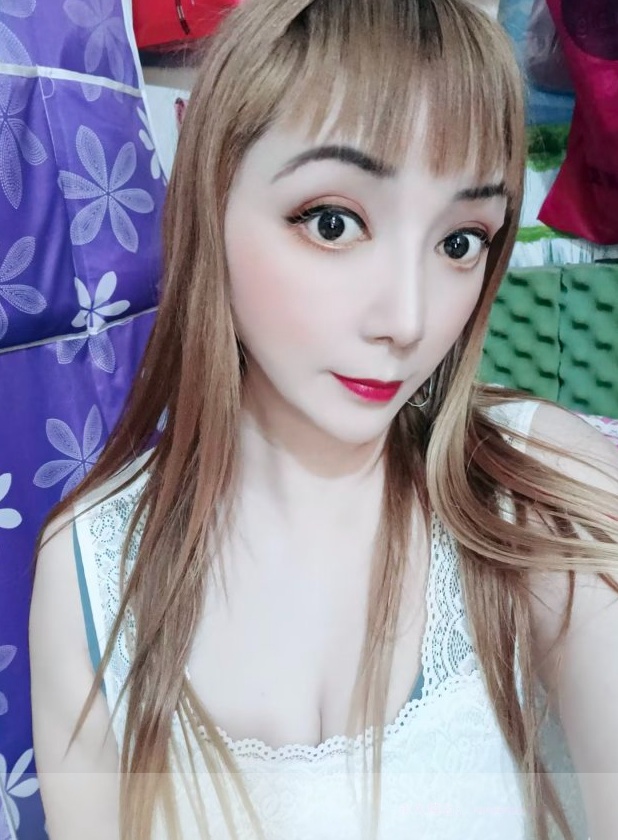 漂亮温柔美女