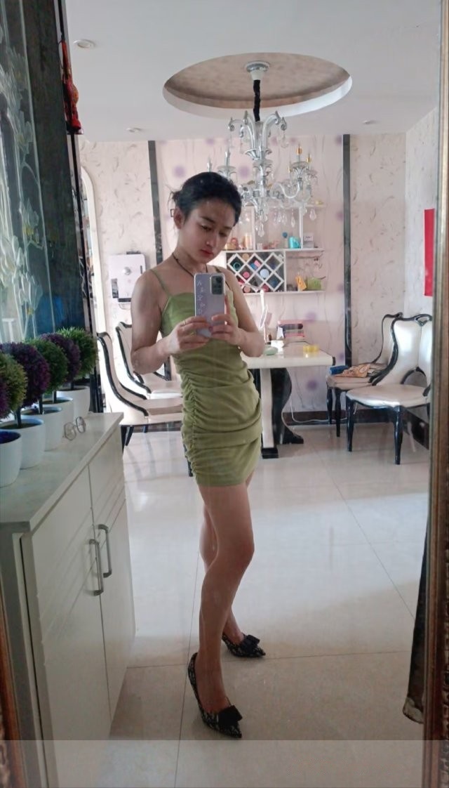 女友系聋哑嫩妹