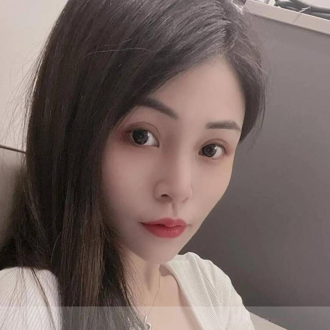 二刷性感大波莲