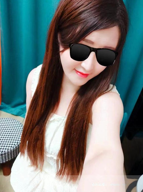 福田静静，道具激情