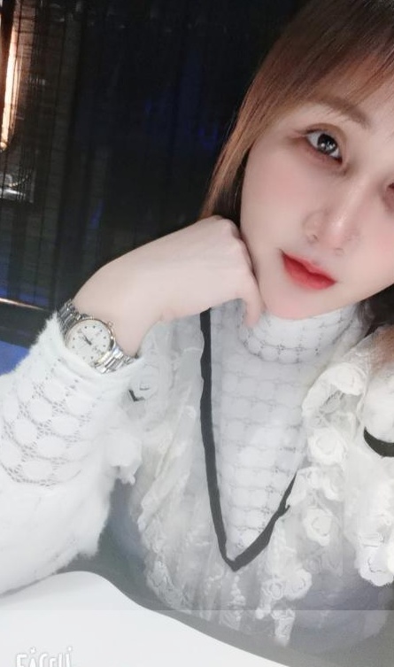 一个独特小骚货