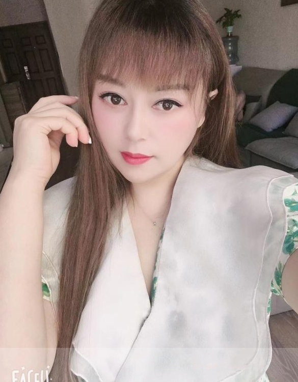 武侯区妩媚巨乳少妇