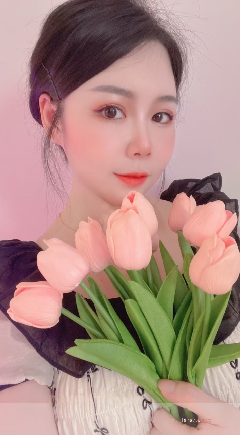 人美声甜炮架