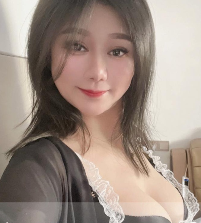 大胸妩媚少妇素素