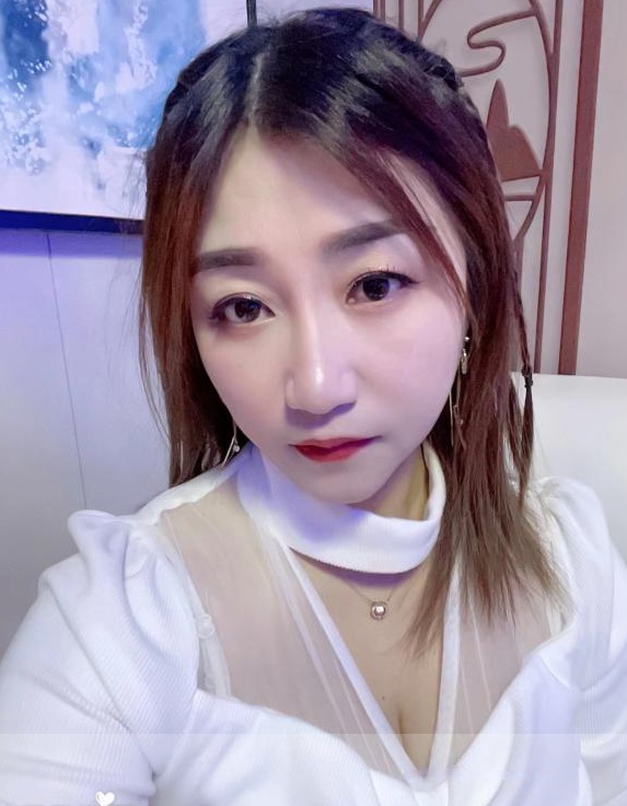 建邺温柔小美女