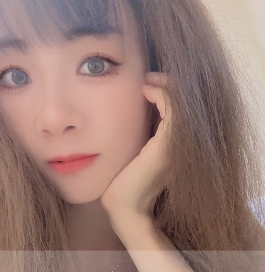 昆山豹纹女