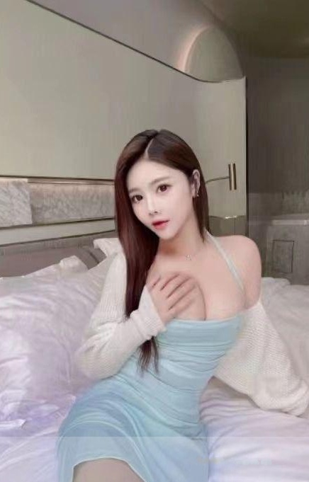 体验大奶蓉儿老师