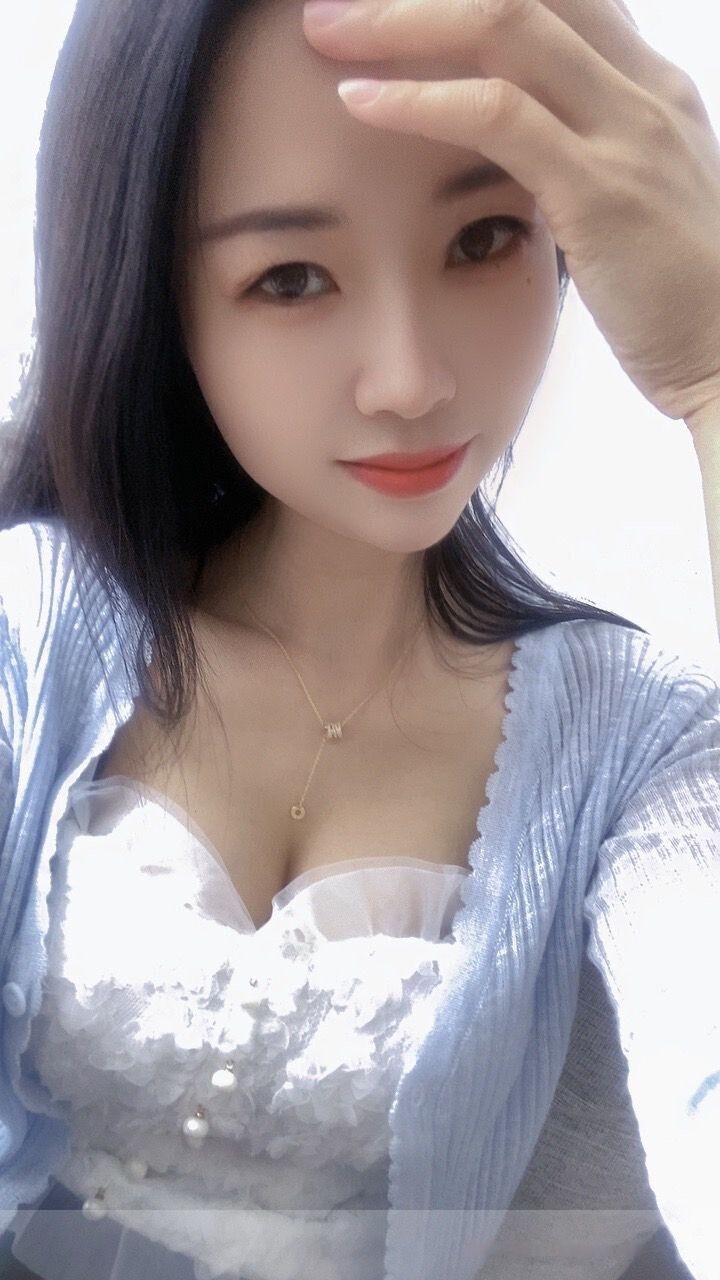 东莞美少妇抓龙筋美美