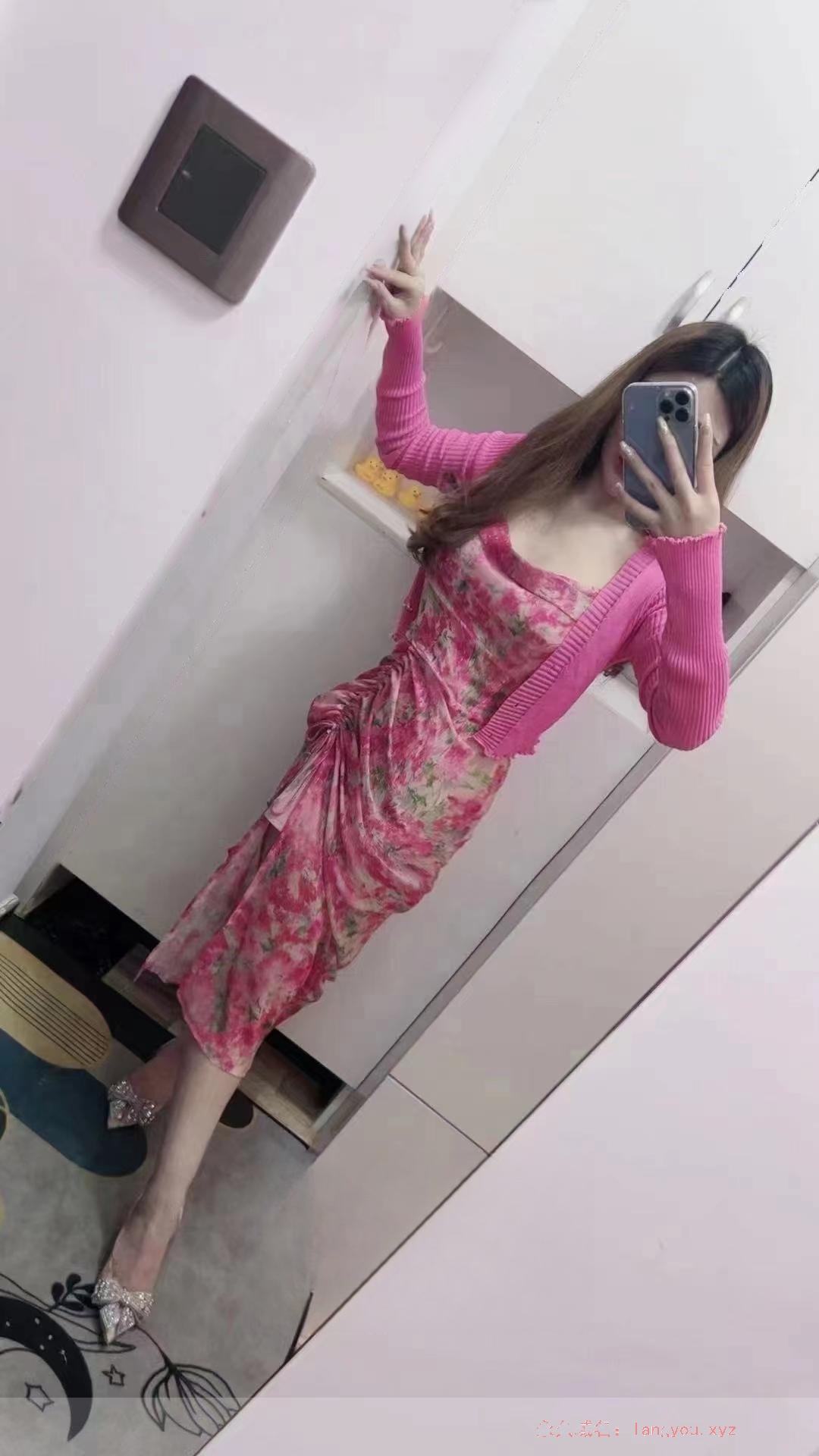 南山制服美腿诱惑 紫怡