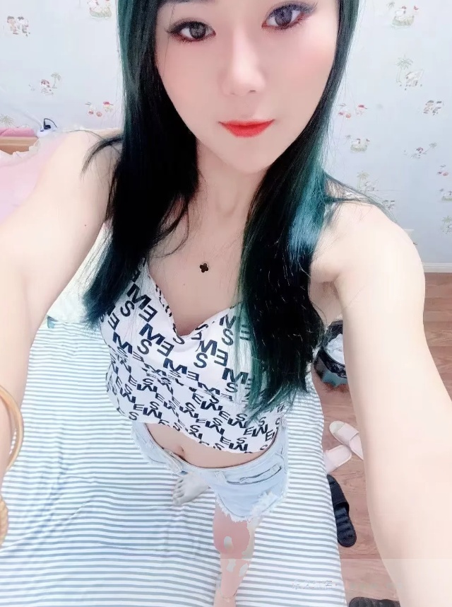 前凸后翘的湖南姑娘