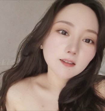 市区健身少妇