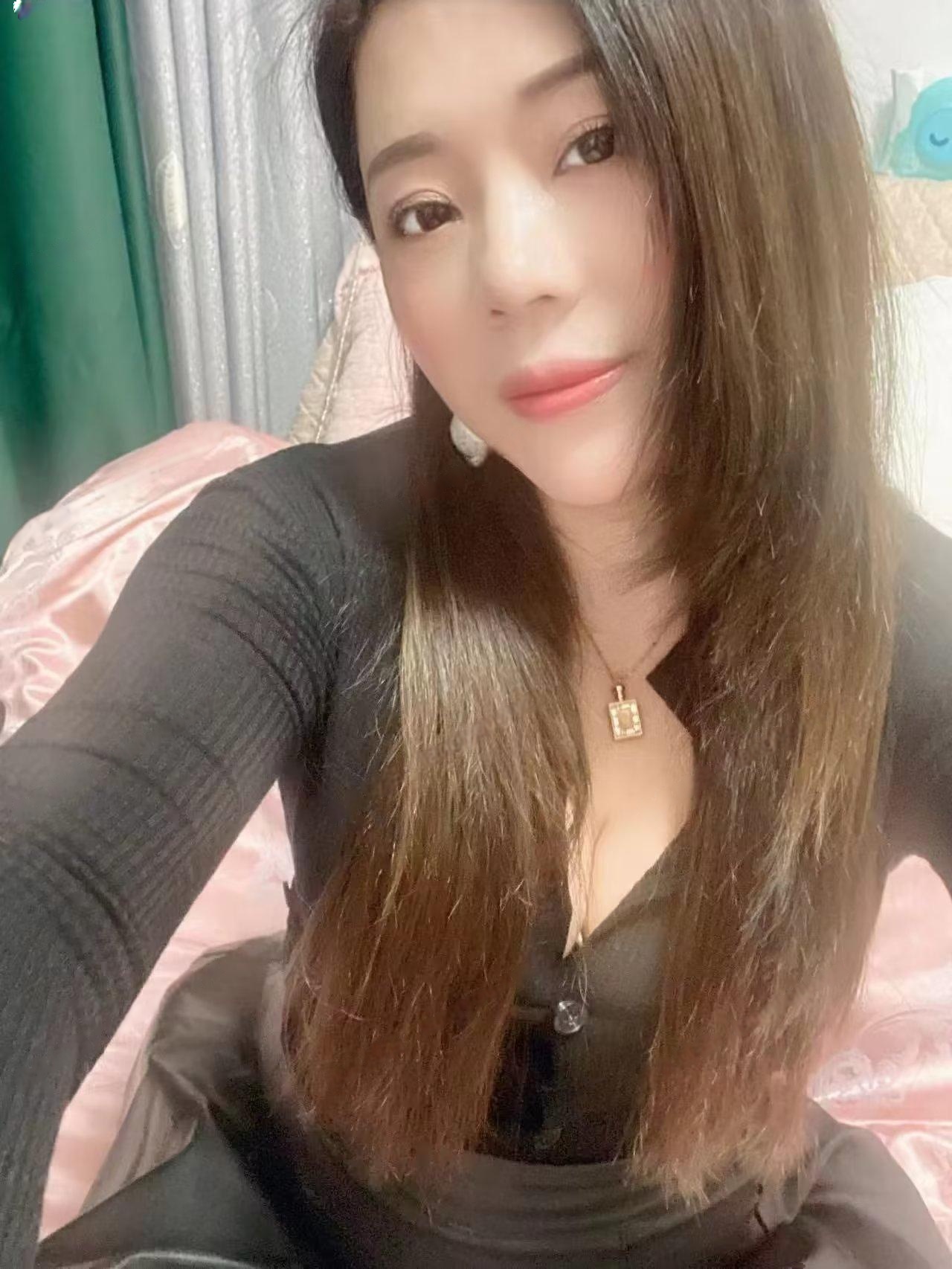 后入大屁股少妇