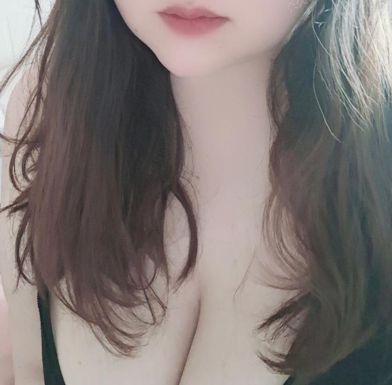 中原区大胸妹子