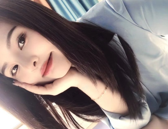 水云间姗姗