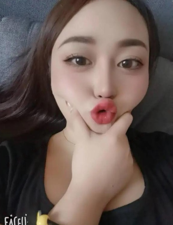 融创中心芳芳妹妹