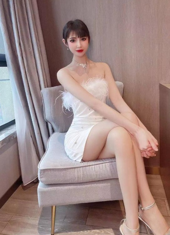 南山混血美女娜娜