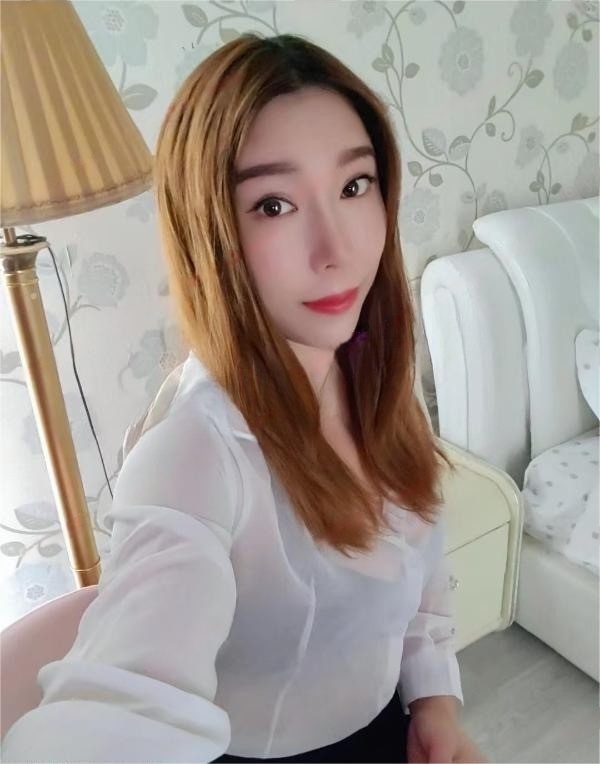济宁苗条美女菲菲