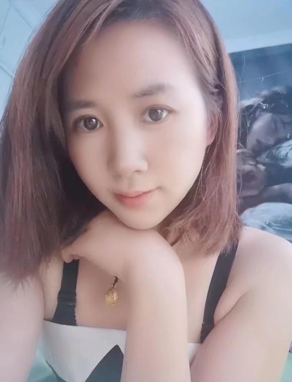 温柔耐看小美女
