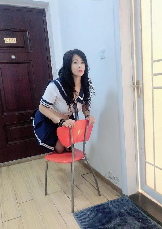 瑶海熟女sm角色扮演