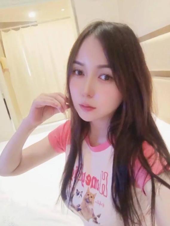 塘沽粉嫩蜜桃臀小嫩鸡