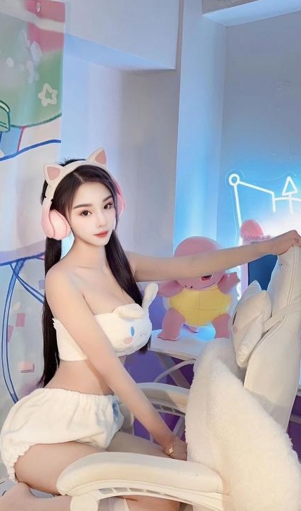 徐东兼职甜心