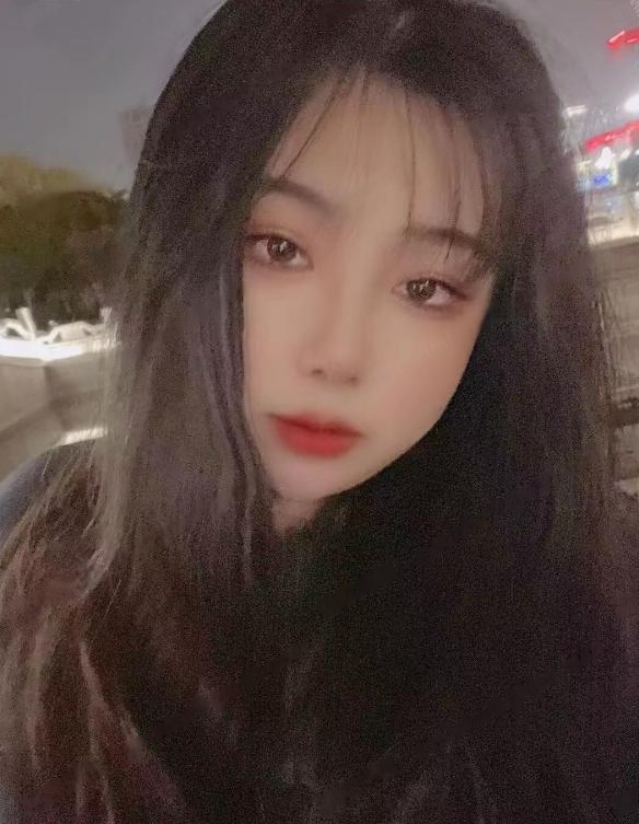 大胸小7