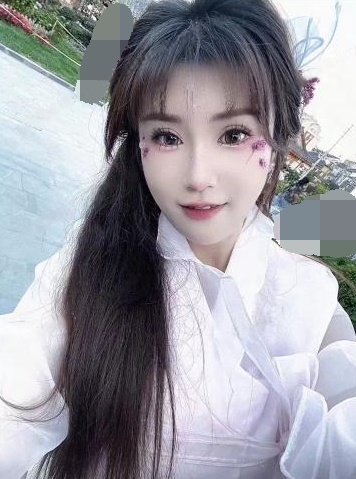 东丽小女人