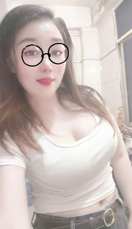 榨汁美少妇桃子