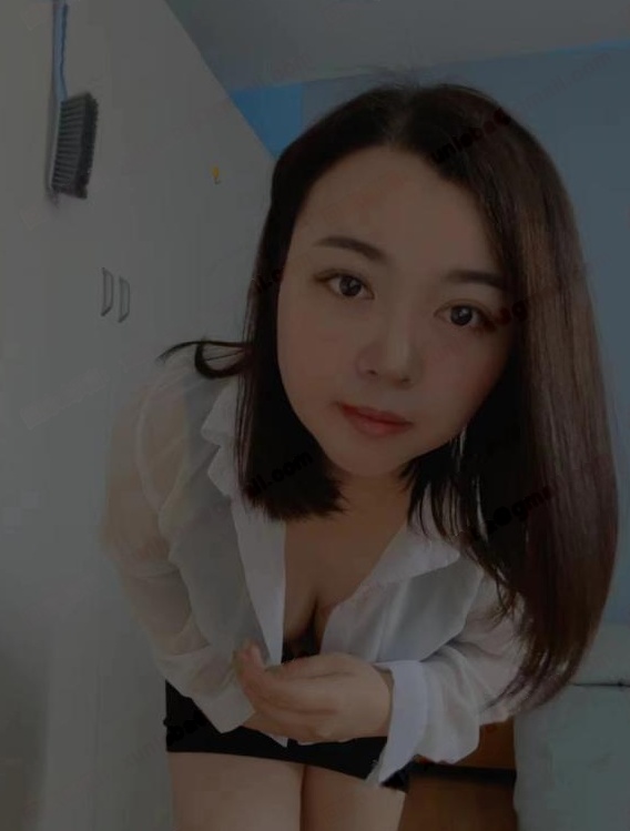 曹路服务系莉莉