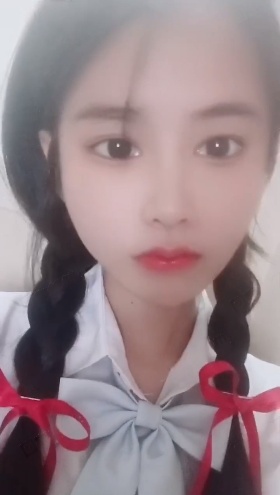 市区很嫩的一个小妹妹