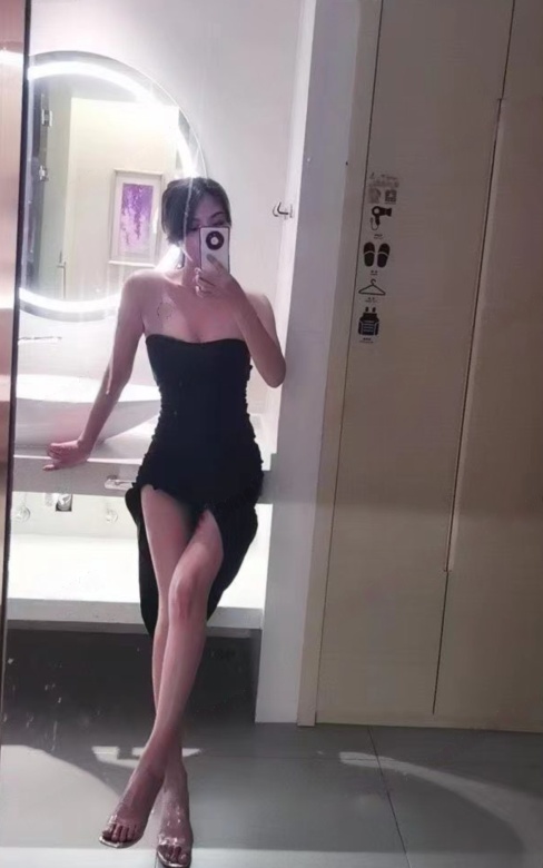 光谷妹小骚气