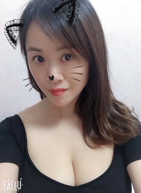 淫水超多的甜甜