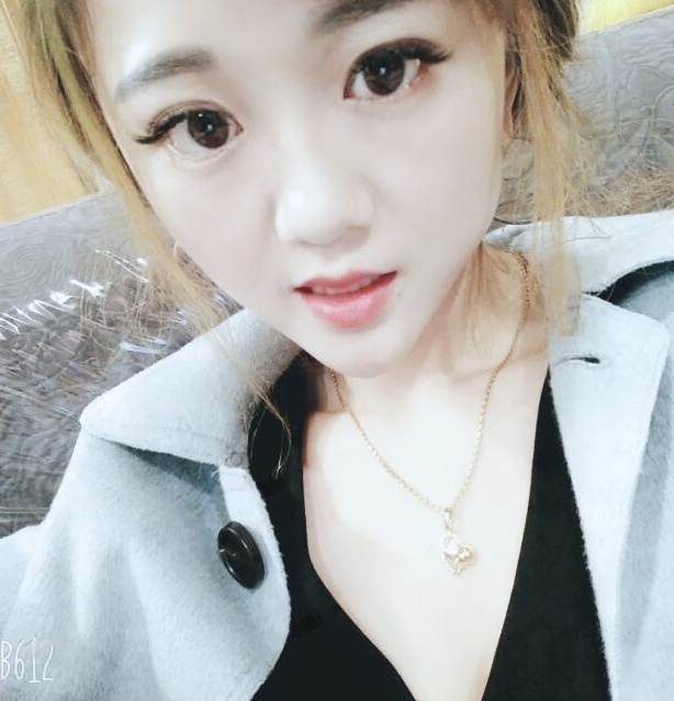 个人按摩小姐姐