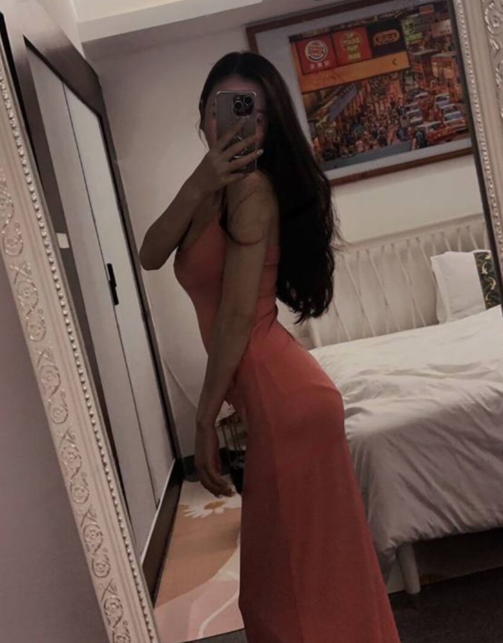 年轻的御姐艺可