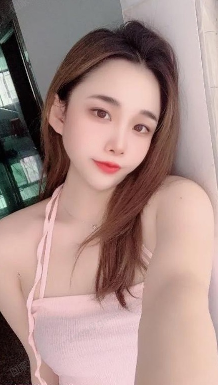 三通小骚货甜甜