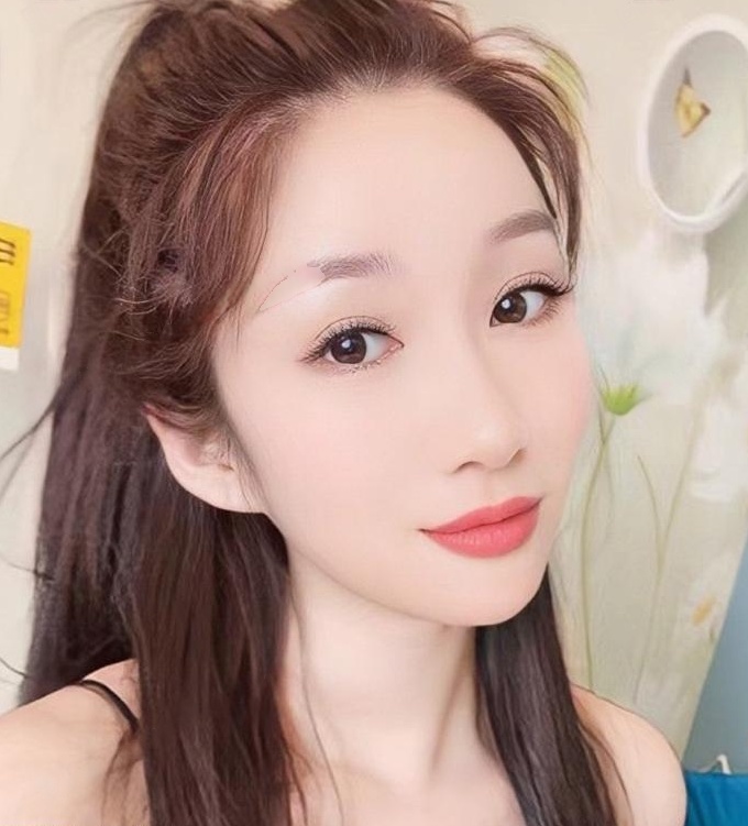 后湖骚车模笑笑