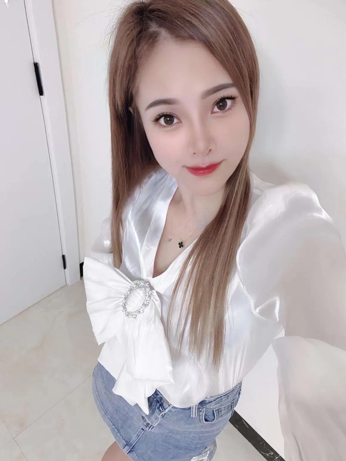 风情万种很迷人的少妇